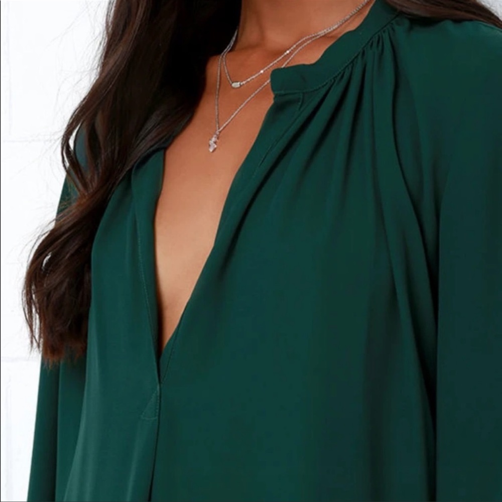 Lulu’s Green Top - Picture 4 of 4